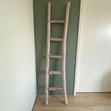 Decoratieve Ladder – Afgebleekt Lichtbruin Grijs Hout beschikbaar voor biedingen