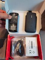 Nette blackberry pearl 8110 black edition met fysiek toetsen, Telecommunicatie, Mobiele telefoons | Hoesjes en Frontjes | Blackberry