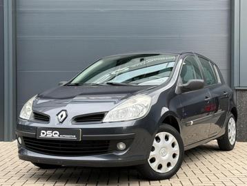 Renault Clio 1.2-16V Special Line beschikbaar voor biedingen