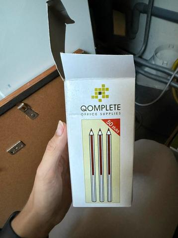Rode pennen 50 stuks Qomolete office supplies - kantoor beschikbaar voor biedingen