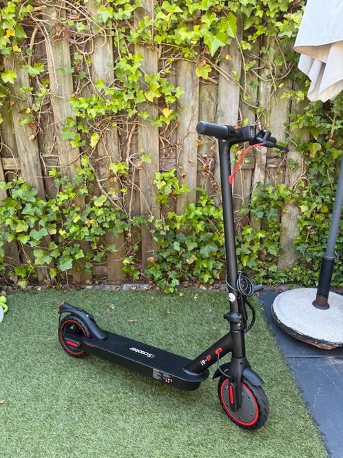 Elektrische step, Fietsen en Brommers, Steps, Nieuw, Elektrische step (E-scooter), Ophalen of Verzenden