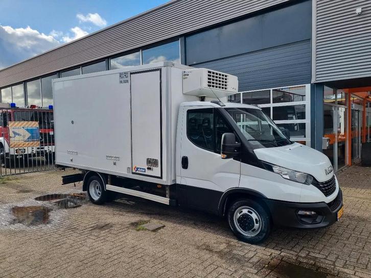 Iveco Daily 35C14 Koelkoffer Thermo-King V500MAX Multitemp A, Auto's, Bestelauto's, Bedrijf, Te koop, ABS, Airbags, Bluetooth
