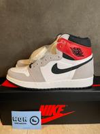 ✅ Nike Jordan 1 High Light Smoke Grey EU 42 - US 8,5, Kleding | Heren, Schoenen, Nieuw, Ophalen of Verzenden
