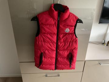 Moncler bodywarmer maat 140/146 beschikbaar voor biedingen