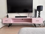 Vintage roze tv meubel met gouden handvaten te koop, Huis en Inrichting, Kasten | Televisiemeubels, Minder dan 100 cm, 25 tot 50 cm