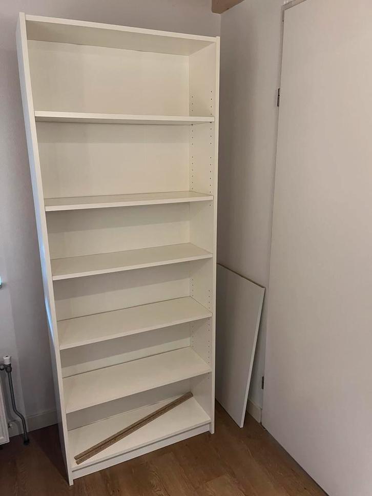 IKEA Billy kast 80x200x28 wit - GRATIS - AFHALEN, Huis en Inrichting, Kasten | Boekenkasten, Gebruikt, 50 tot 100 cm, 200 cm of meer