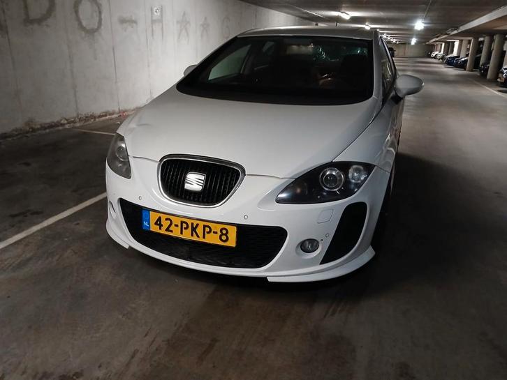 Seat Leon 1.2 TSI 77KW 2011 Wit BTCC ( auto rijdt nog), Auto's, Seat, Particulier, Leon, ABS, Adaptieve lichten, Airbags, Airconditioning
