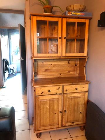Grenen vitrine kast beschikbaar voor biedingen