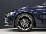 BMW 3-serie 320i Sport Line 170PK [VOL LEDER, PDC V+A, STOEL, Achterwielaandrijving, 4 cilinders, Blauw, 19 km/l