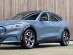Ford Mustang Mach-E Premium AWD 75 kWh / 19' / Winterpack /, Automaat, Gebruikt, Zwart, Blauw