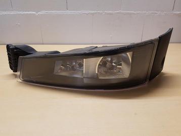 21221160 VOLVO FH4 MISTLAMP DUBBEL LINKS FH16 LOOK MET BOCHT beschikbaar voor biedingen
