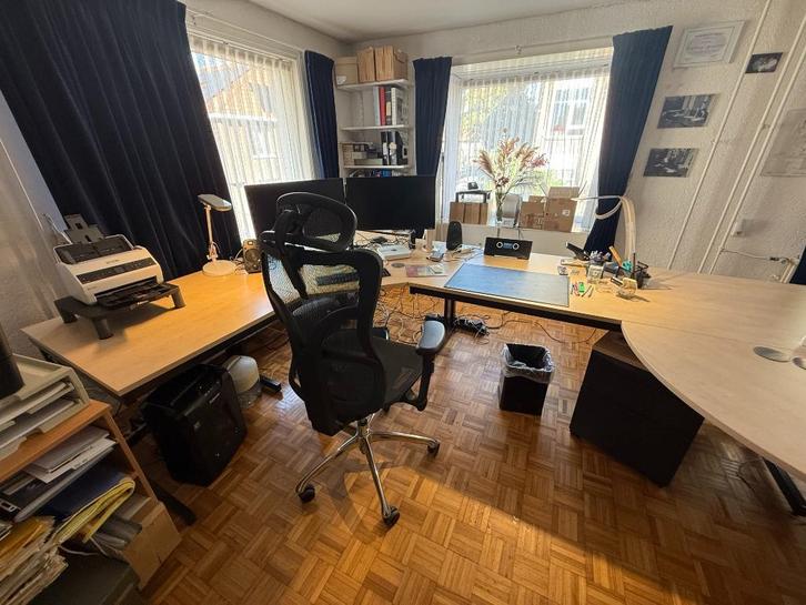 Bureau met conferentietafel, cadhoek en aflegtafel, Huis en Inrichting, Overige Huis en Inrichting, Zo goed als nieuw, Ophalen