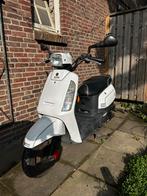 Sym Tonik 50 snorscooter, Fietsen en Brommers, Scooters | SYM, Ophalen, Gebruikt, Overige modellen, Benzine