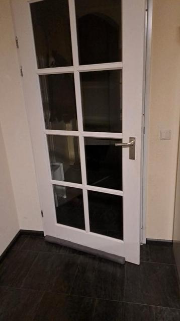Binnendeur wit en glas beschikbaar voor biedingen