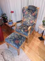 Fauteuil, verstelbaar. Incl. voetenbank., Ophalen, 75 tot 100 cm, 50 tot 75 cm