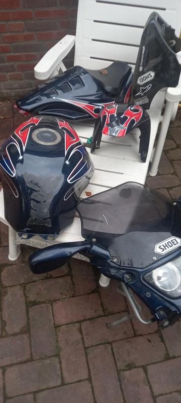 Streetfighter delen suzuki alles voor 100€ beschikbaar voor biedingen