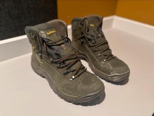 Lowa Renegade EVO GTX MID maat 46, Sport en Fitness, Bergsport en Wandelen, Zo goed als nieuw, Schoenen, Ophalen of Verzenden