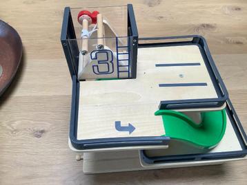 Houten parkeergarage  beschikbaar voor biedingen