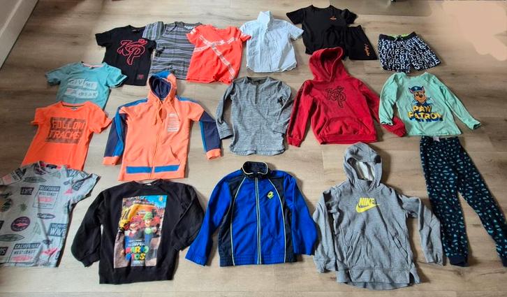 Pakket (merk) kleding jongen maat 122-128, 18 stuks, Kinderen en Baby's, Kinderkleding | Kinder-kledingpakketten, Gebruikt, Maat 128
