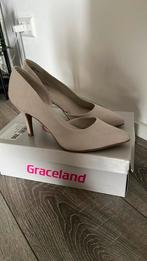 Beige pumps (van haren, Graceland), Ophalen of Verzenden, Zo goed als nieuw, Beige