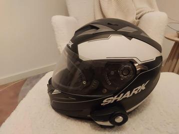 motor helm small merk Shark evt incl. sena 20s headset beschikbaar voor biedingen