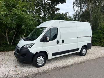 Super Nette  Peugeot Boxer330 2.0 BlueHDI L2H2 Premium Pack beschikbaar voor biedingen