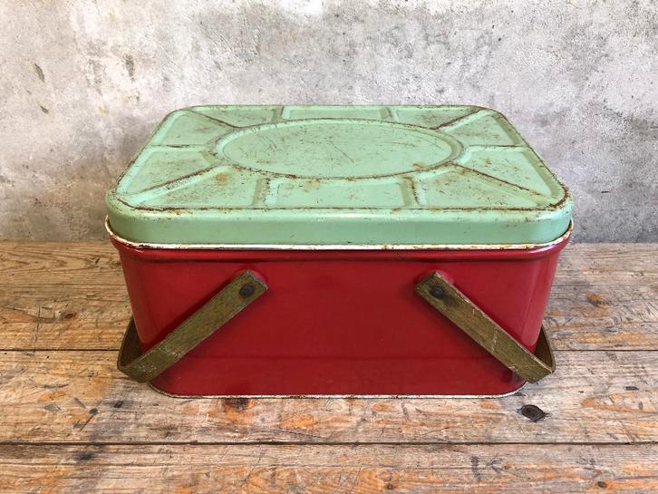 brocante metalen trommel met houten handvatten | picknick, Antiek en Kunst, Curiosa en Brocante, Ophalen of Verzenden