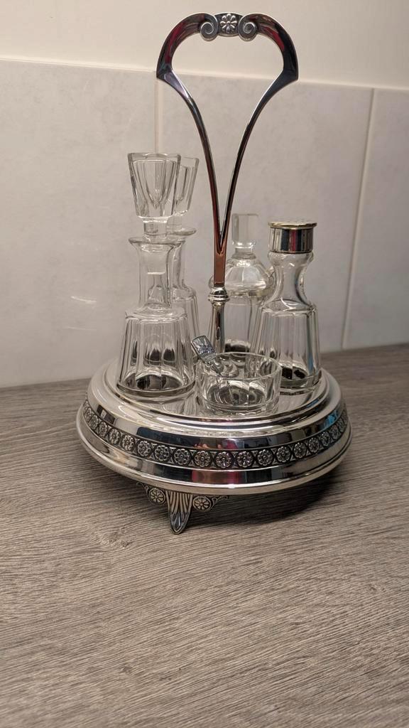 Zilveren/Verzilverd Tafelstel met Flesjes, Antiek en Kunst, Antiek | Glas en Kristal, Ophalen of Verzenden