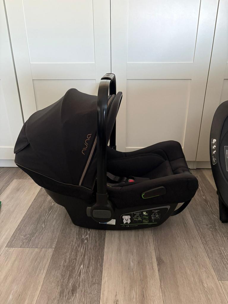 Pipa Next autostoel en Base Next, Kinderen en Baby's, Autostoeltjes, 0 t/m 18 kg, Zo goed als nieuw, Isofix, Ophalen