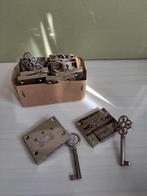 10 stuks Meubelslot Opleg, merk JuNie, Ophalen of Verzenden, Nieuw, IJzer, Slot