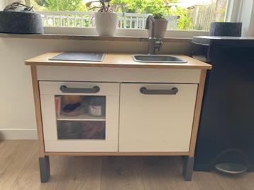 Ikea speelkeukentje beschikbaar voor biedingen