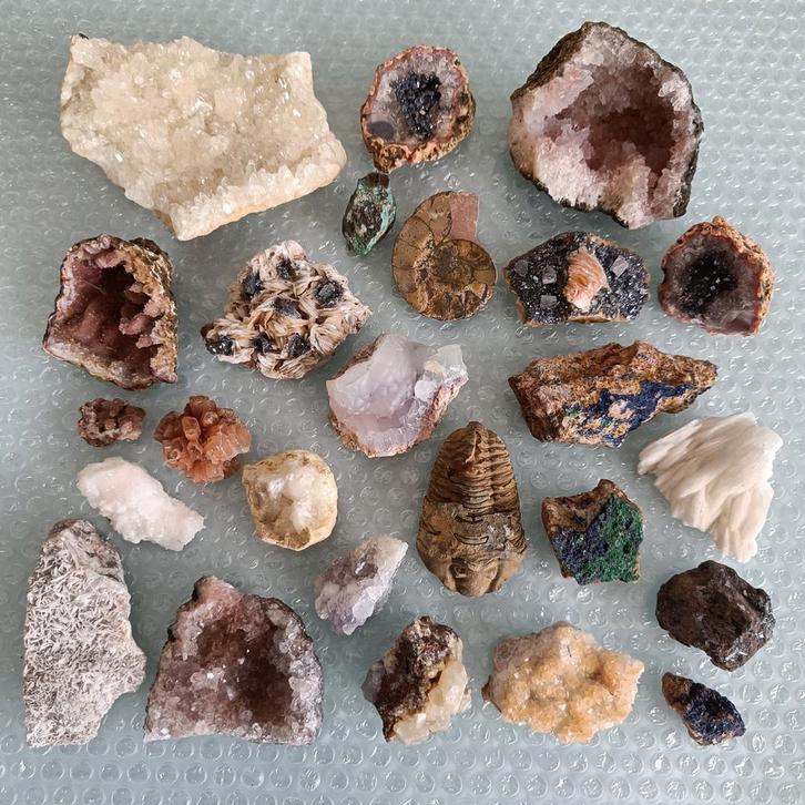 Diverse verzameling mineralen en fossielen., Verzamelen, Mineralen en Fossielen, Mineraal, Ophalen of Verzenden