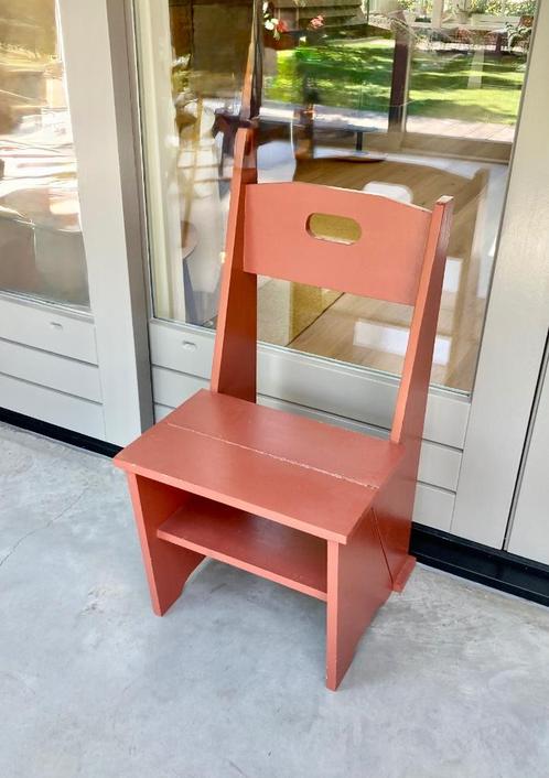 Trap stoel, indoor klimkruk, opstap kruk, ladderstoel 2 in 1, Huis en Inrichting, Stoelen, Zo goed als nieuw, Eén, Hout, Rood