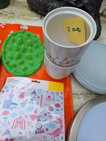 Tekoop Leuke bloempotjes set beschikbaar voor biedingen