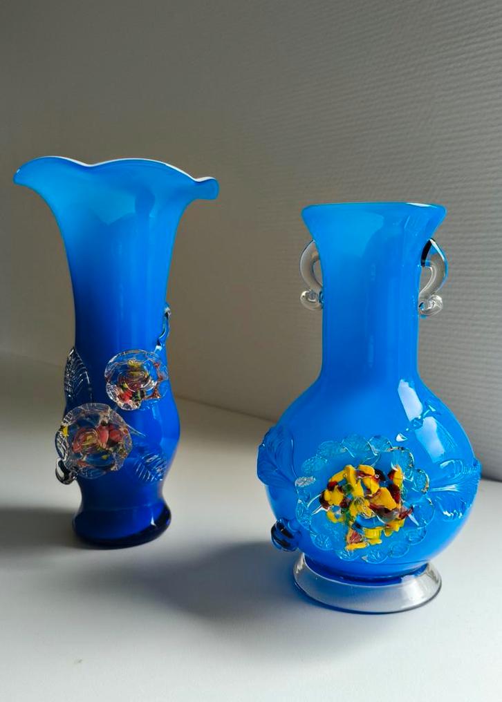 Felblauw Murano kunst vaasjes opaline, Antiek en Kunst, Antiek | Glas en Kristal, Ophalen of Verzenden