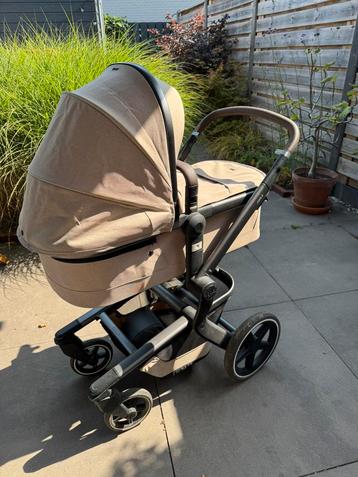Joolz Day+ / Plus Timeless Taupe beschikbaar voor biedingen