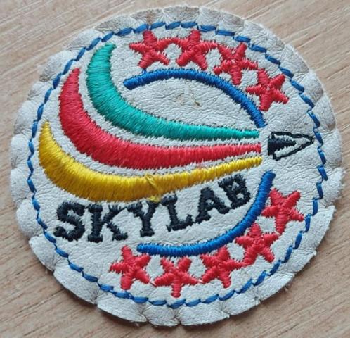 Ruimtevaart SKYLAB badge ca. 1975, Verzamelen, Luchtvaart en Vliegtuigspotten, Gebruikt, Patch, Badge of Embleem, Ophalen of Verzenden