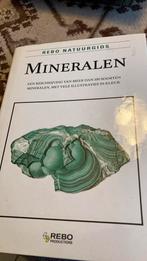 Svenek - Mineralen. Rebo Natuurgids, Boeken, Ophalen of Verzenden, Zo goed als nieuw, Svenek, Sociale wetenschap