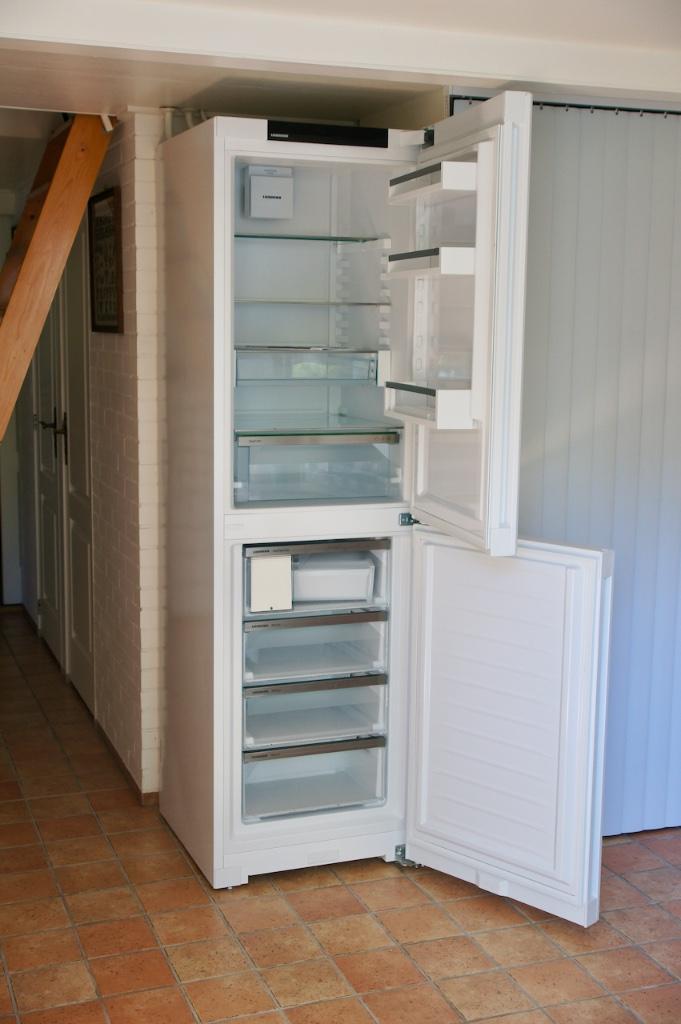 koel-diepvrieskast, Witgoed en Apparatuur, Koelkasten en IJskasten, Zo goed als nieuw, Met aparte vriezer, 200 liter of meer, 160 cm of meer