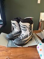 Snowboard schoenen boots maat 42, Ophalen, Gebruikt, Support@booster.com, Schoenen