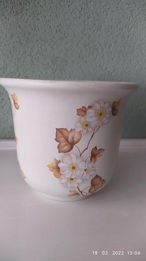 Flora plateel vintage keramiek Gouda bloempot, Tuin en Terras, Bloempotten, Zo goed als nieuw, Aardewerk, Minder dan 25 cm, Rond