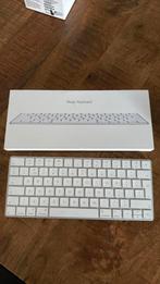 Apple MLA22, Ophalen of Verzenden, Qwerty, Zo goed als nieuw, Apple