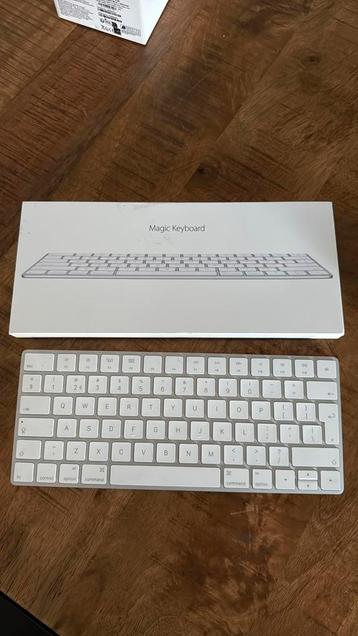 Apple MLA22 beschikbaar voor biedingen