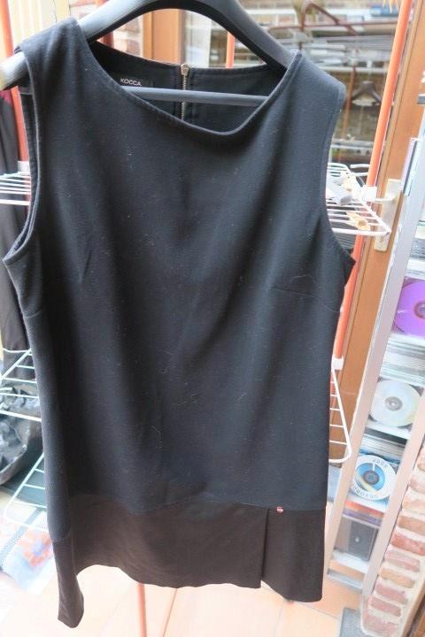 Kleedje zwart Kocca L, Kleding | Dames, Jurken, Zo goed als nieuw, Maat 38/40 (M), Zwart, Knielengte, Ophalen of Verzenden