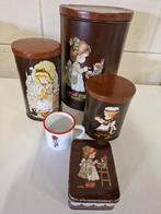 HOLLY HOBBIE ❤️ SARAH KAY BROCANTE SET EMAILLE EN BLIKKEN, Verzamelen, Retro, Ophalen of Verzenden