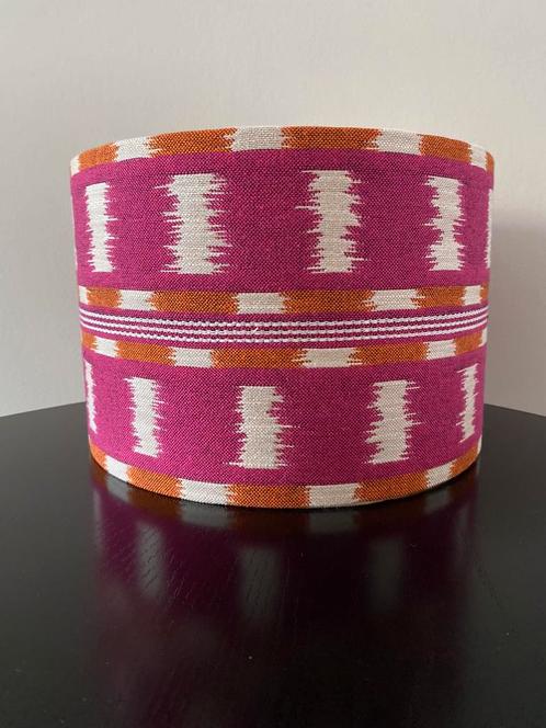 Lampenkap. Nieuw en handgemaakt. Manuel Canovas., Huis en Inrichting, Lampen | Lampenkappen, Nieuw, Minder dan 25 cm, Rond, Overige kleuren