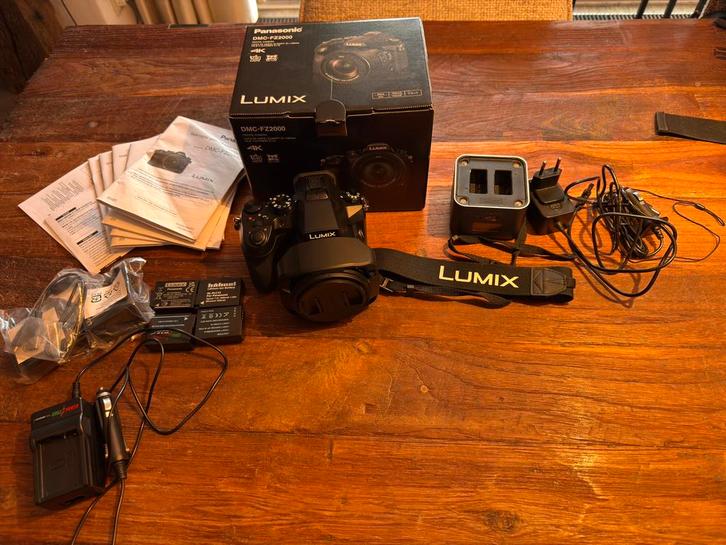 Panasonic Lumix DMC FZ 2000, Audio, Tv en Foto, Fotocamera's Digitaal, Zo goed als nieuw, Overige Merken, 8 keer of meer, Ophalen