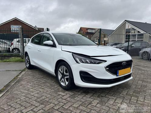 Ford Focus 1.0 EcoBoost Hybrid Connected | (bj 2022), Auto diversen, Schadeauto's, Handgeschakeld, Hybride Elektrisch/Benzine