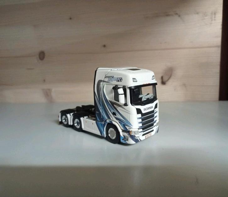 Scania S K. Lindholm & Co WSI, Hobby en Vrije tijd, Modelauto's | 1:50, Nieuw, Bus of Vrachtwagen, Wsi, Ophalen of Verzenden