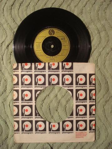 Ramones 7" Vinyl Single: ‘Swallow my pride’ (UK) Company